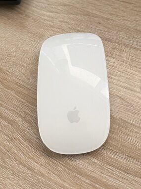 Apple Magic Mouse 2nd Generation and apple wireless keyboard bundle